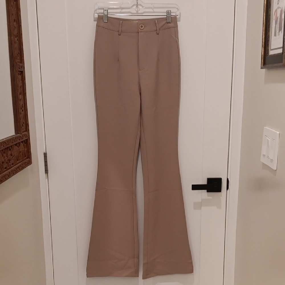 NWT, Rumours East Village Tan Pants